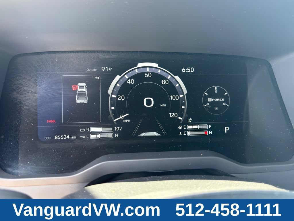 Used 2022 Toyota Tundra Platinum AWD/4WD image 23