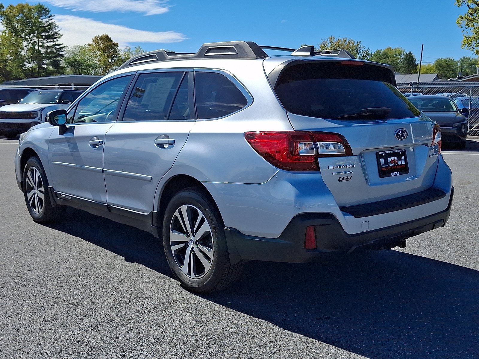 Used 2019 Subaru Outback 2.5i Limited w/ Popular Package #2 AWD/4WD image 7