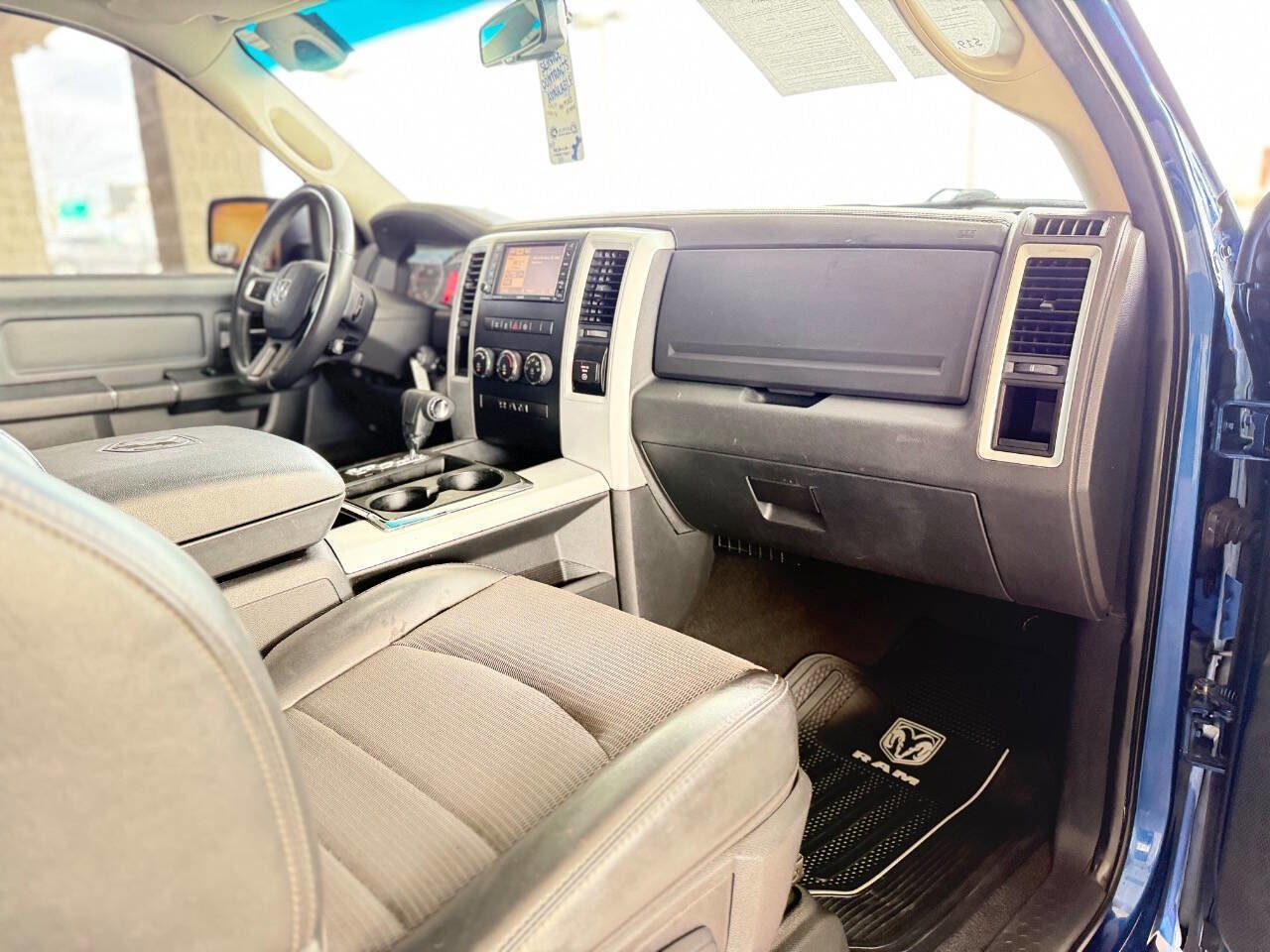 Used 2011 RAM 1500 R/T image 31