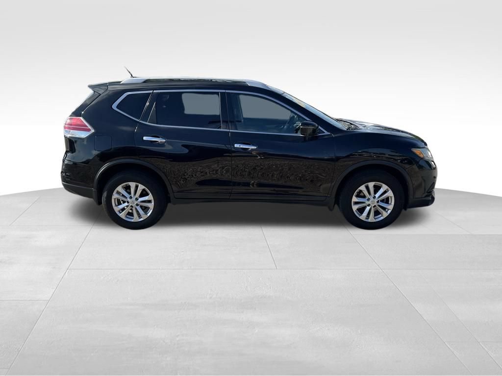 Used 2016 Nissan Rogue SV w/ SV Premium Package AWD/4WD image 7