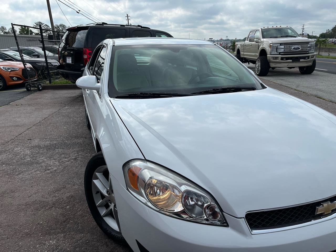 Used 2015 Chevrolet Impala LTZ FWD image 4