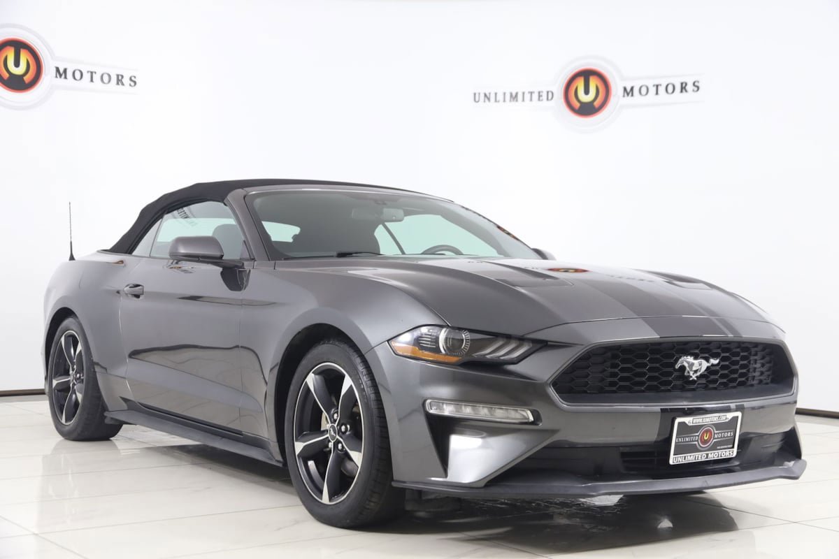 Used 2020 Ford Mustang Convertible RWD image 57