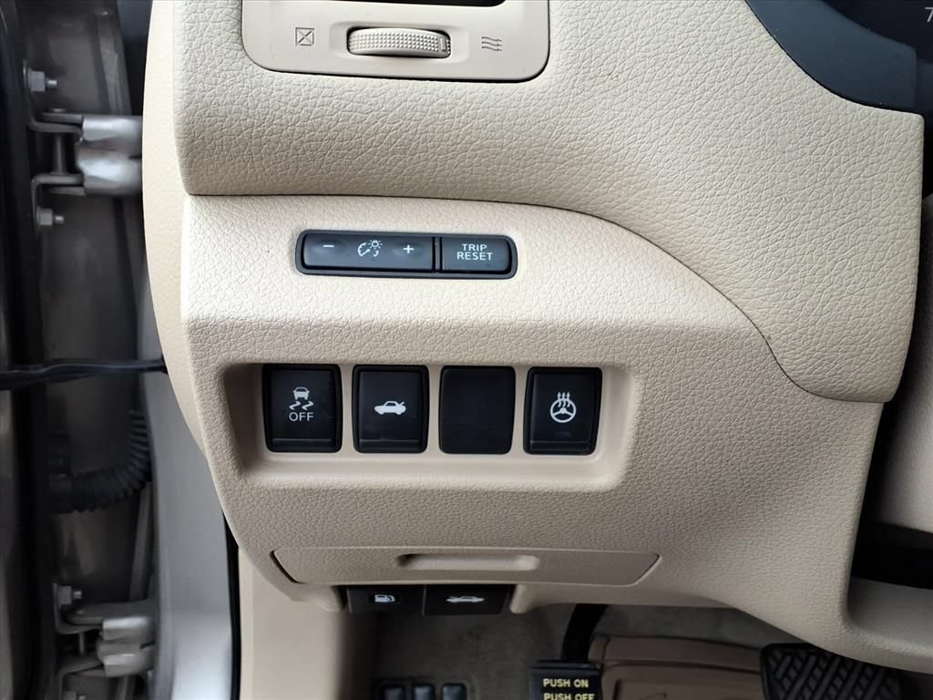 Used 2013 Nissan Altima 2.5 SL w/ 2.5 Moonroof Pkg FWD image 21