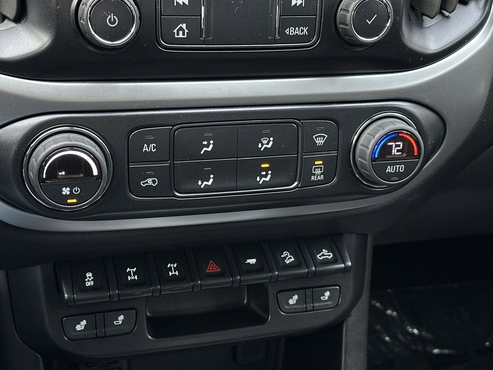 Used 2022 Chevrolet Colorado ZR2 image 26