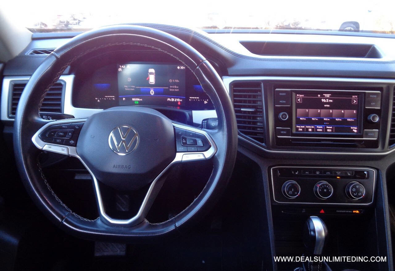 Used 2023 Volkswagen Atlas SE image 11