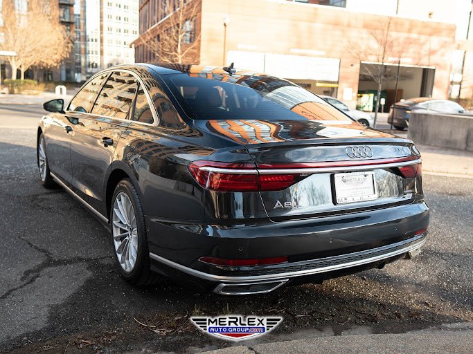 Used 2021 Audi A8 L 4.0T w/ Interior Protection Package AWD/4WD image 5