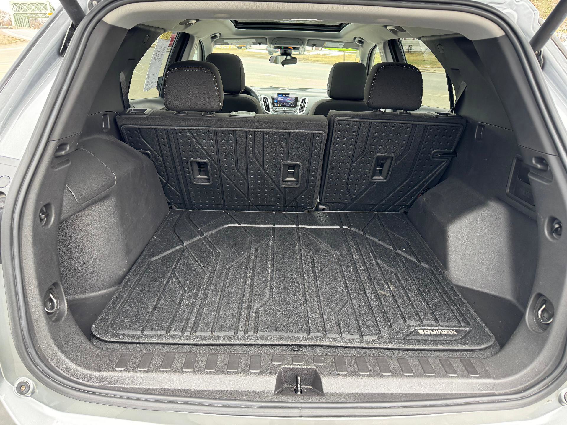 Used 2024 Chevrolet Equinox LT AWD/4WD image 43