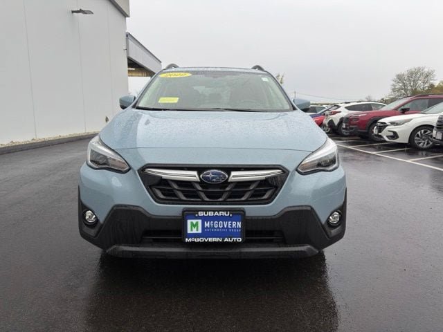 Used 2022 Subaru Crosstrek 2.5i Limited w/ Moonroof Package 2 AWD/4WD image 2