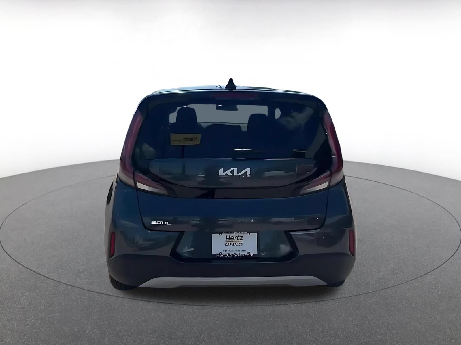 Used 2025 Kia Soul LX w/ LX Technology Package FWD image 12