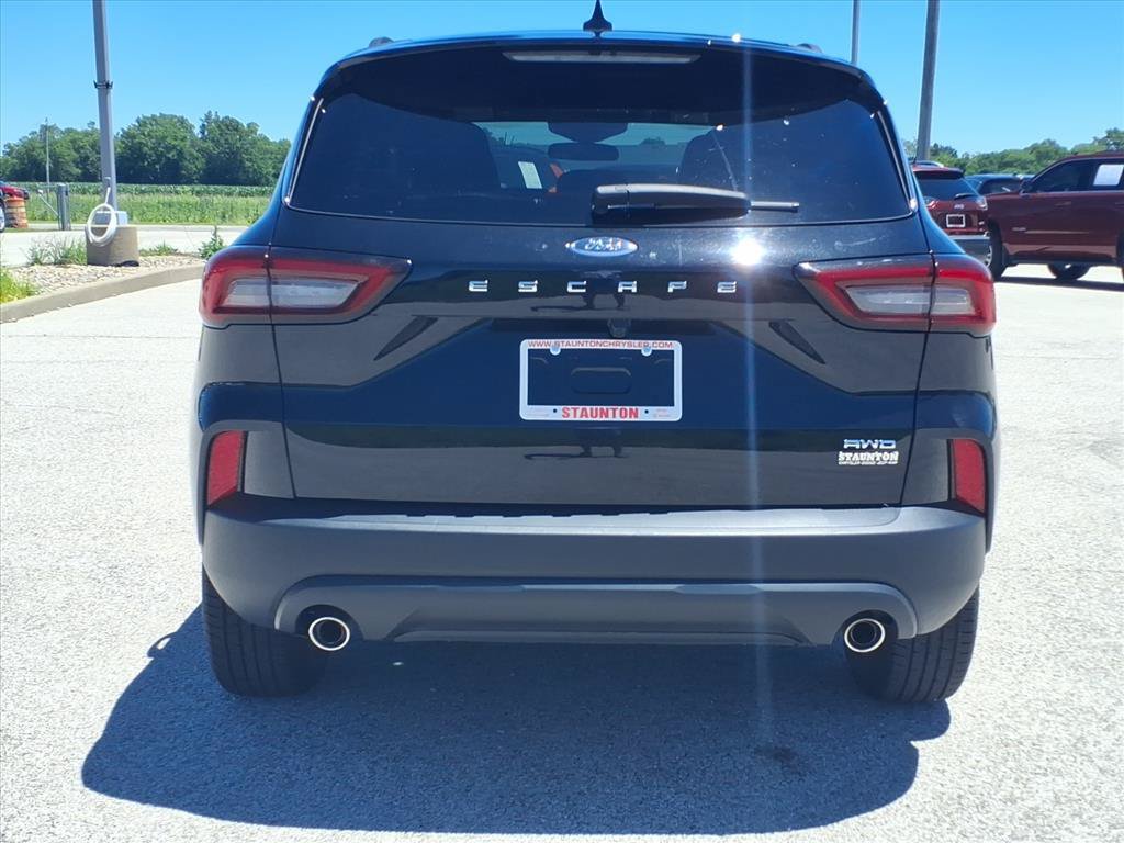 Used 2025 Ford Escape ST-Line AWD/4WD image 25