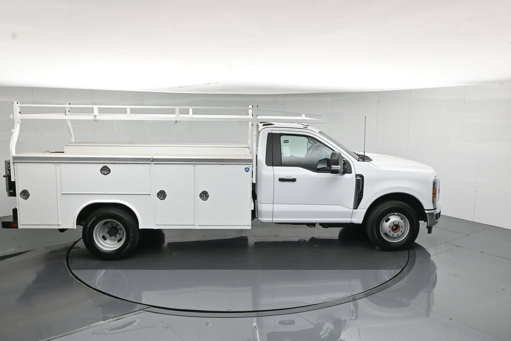 New 2026 Ford F350 XL w/ XL Chrome Package RWD image 43