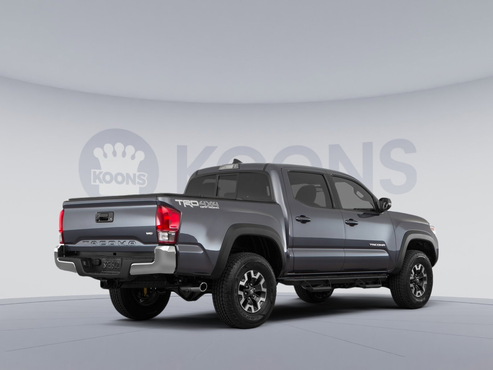 Used 2017 Toyota Tacoma SR5 image 4