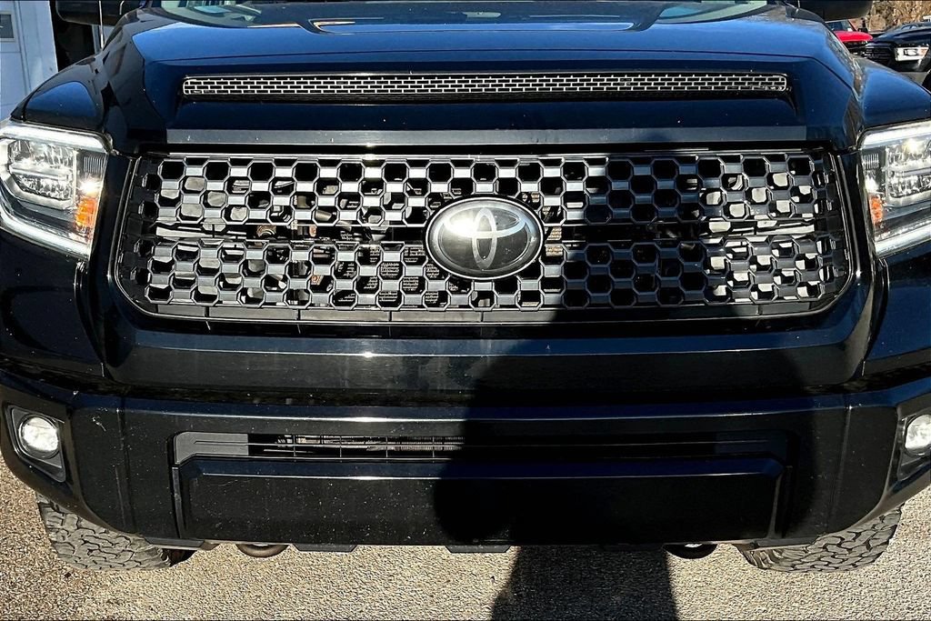Used 2018 Toyota Tundra Platinum AWD/4WD image 33
