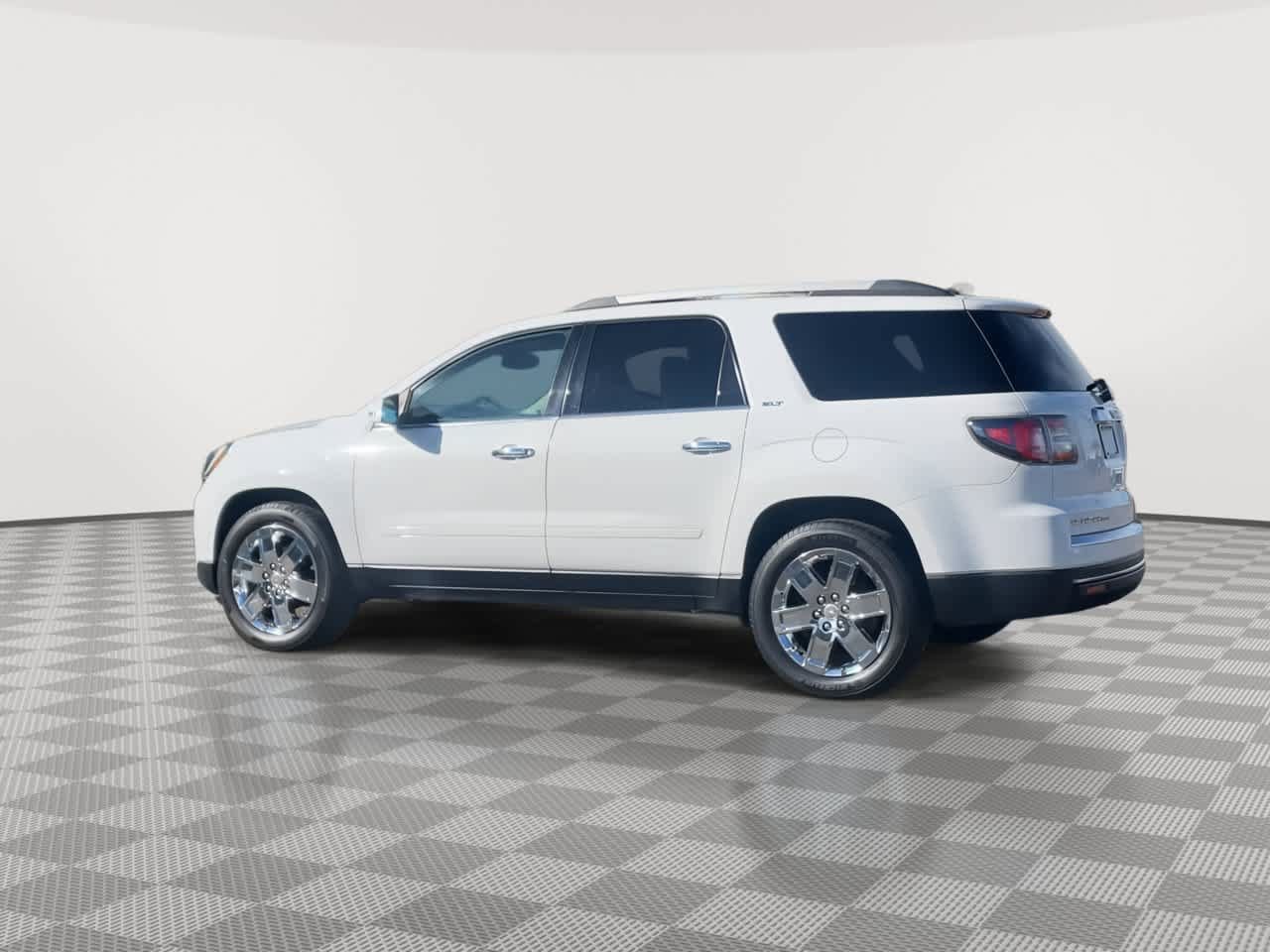 Used 2017 GMC Acadia Limited SLT AWD/4WD image 6