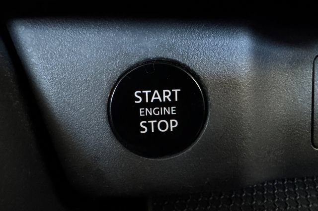 Used 2024 Nissan Rogue SV AWD/4WD image 35