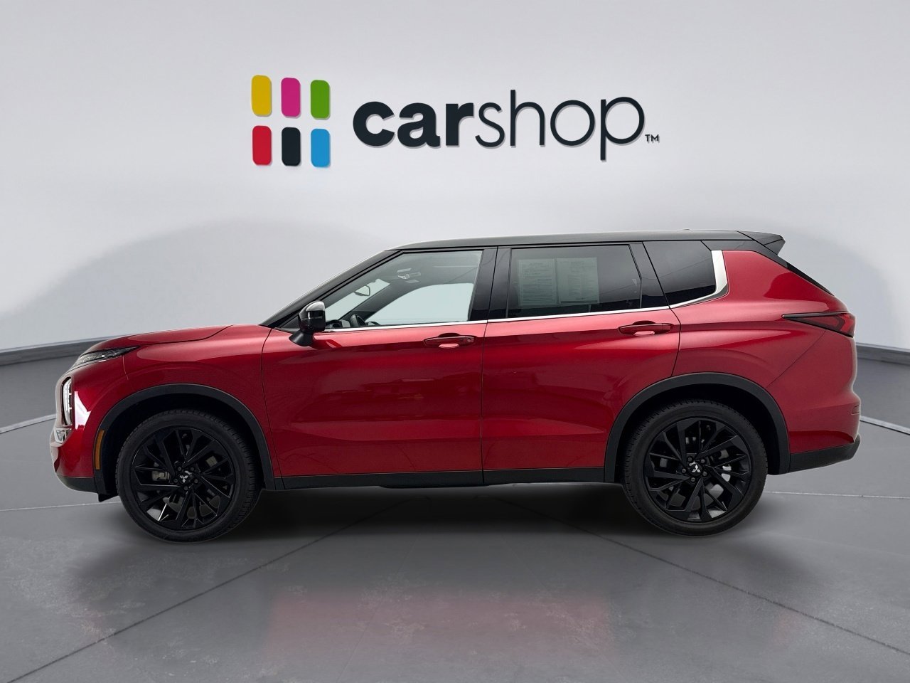 Used 2023 Mitsubishi Outlander SEL FWD image 2