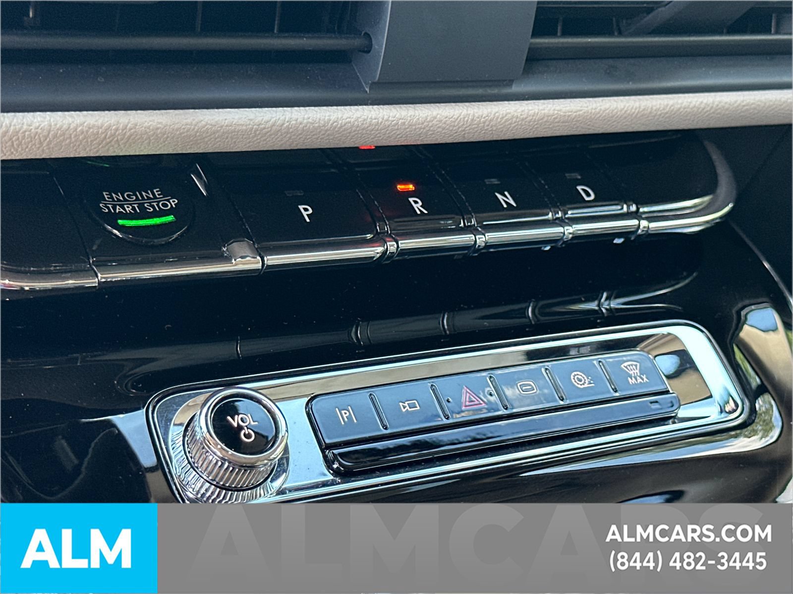 Used 2025 Lincoln Corsair Grand Touring AWD/4WD image 34