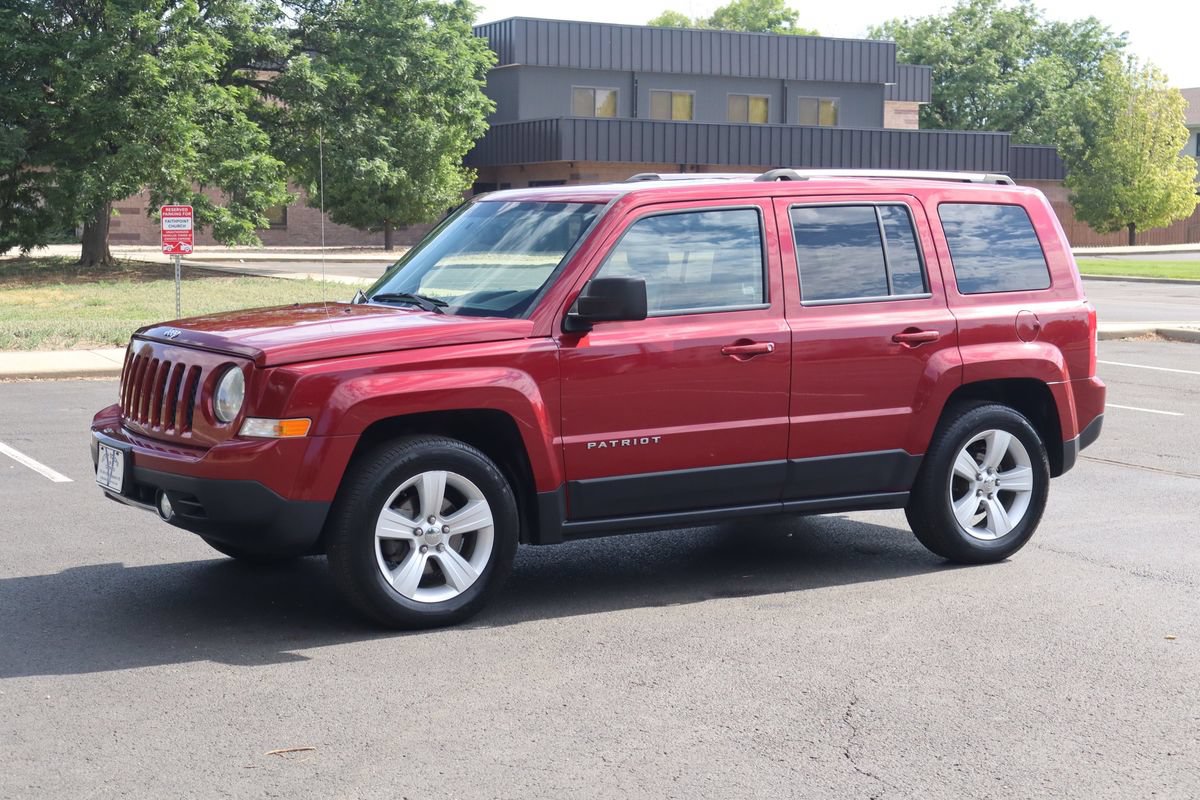 Used 2015 Jeep Patriot Limited w/ Sun/Sound Group FWD image 10