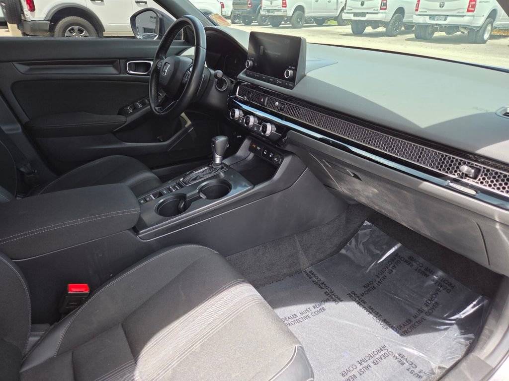 Used 2025 Honda Civic Sport image 9