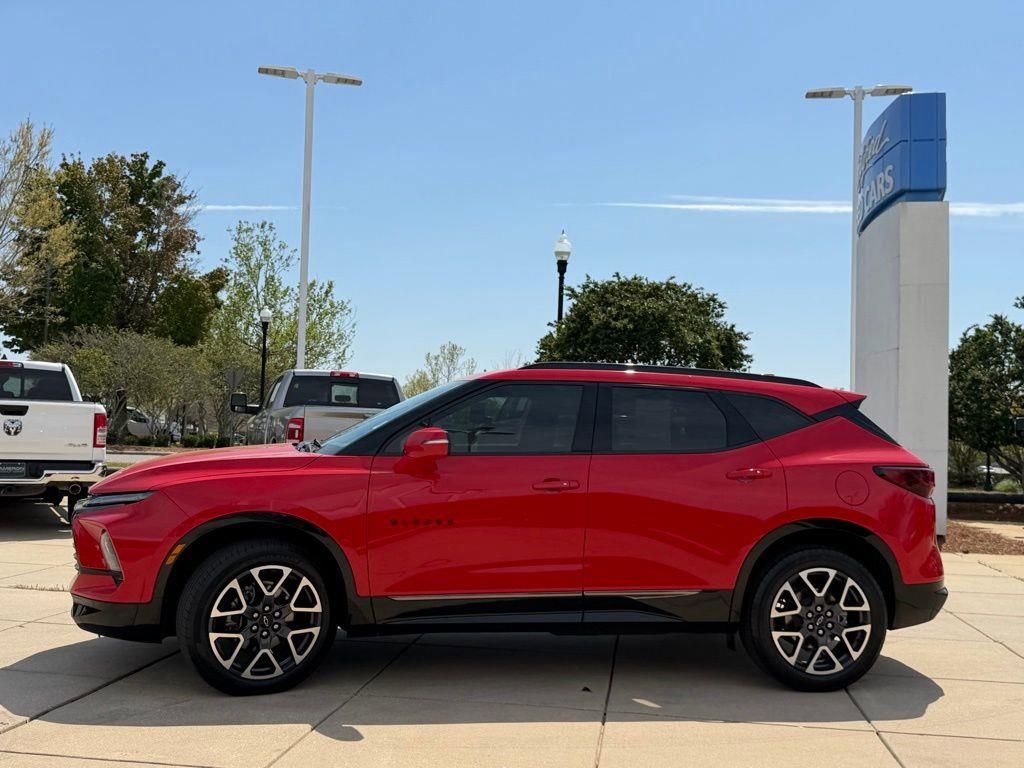 Used 2023 Chevrolet Blazer RS image 7