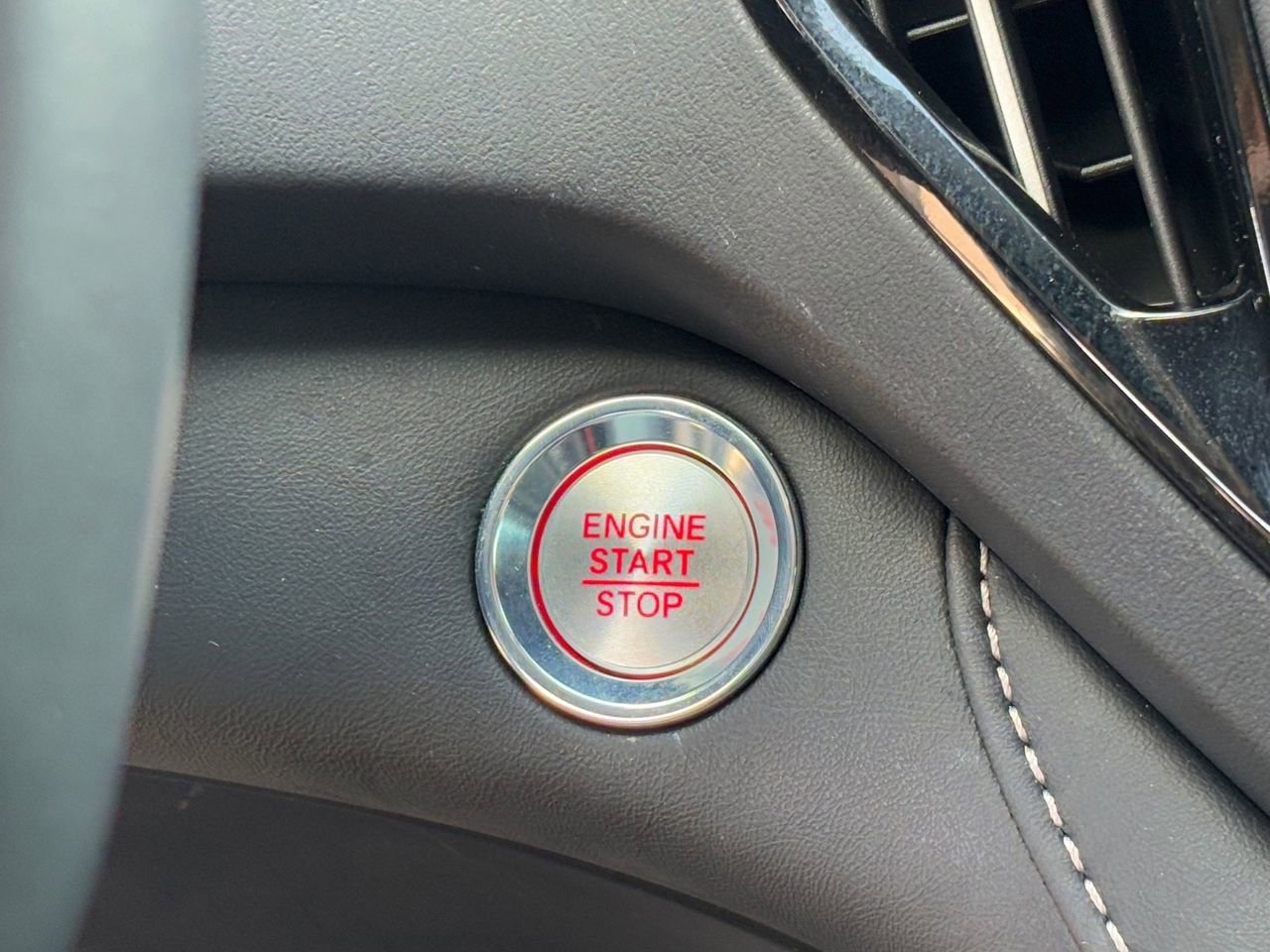 Used 2019 Acura RDX FWD w/ Advance Package image 24