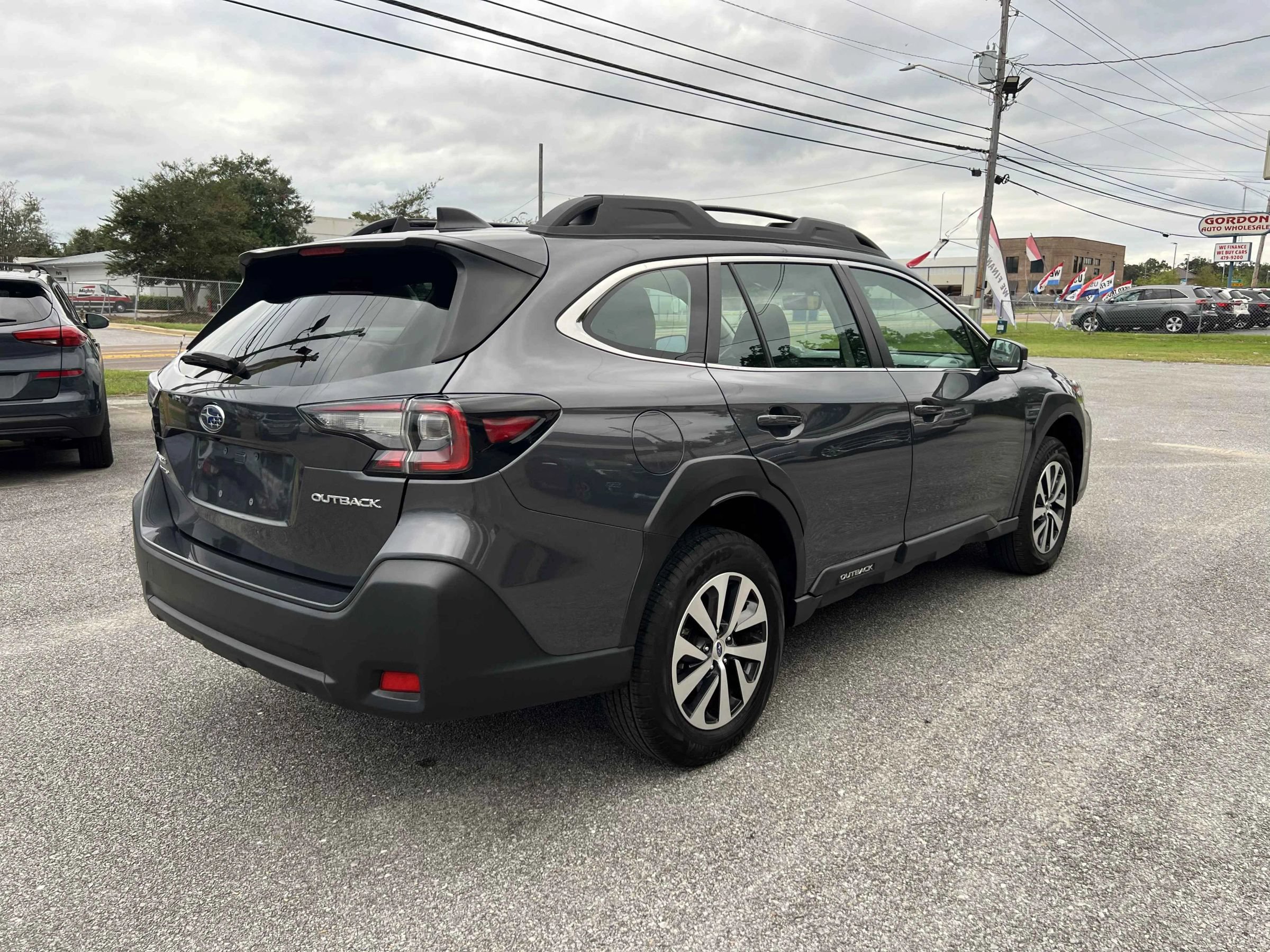 Used 2024 Subaru Outback AWD/4WD image 6