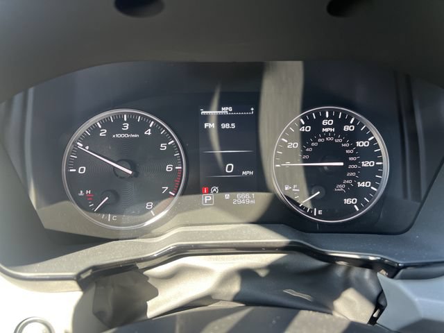 Used 2025 Subaru Outback Premium AWD/4WD image 13