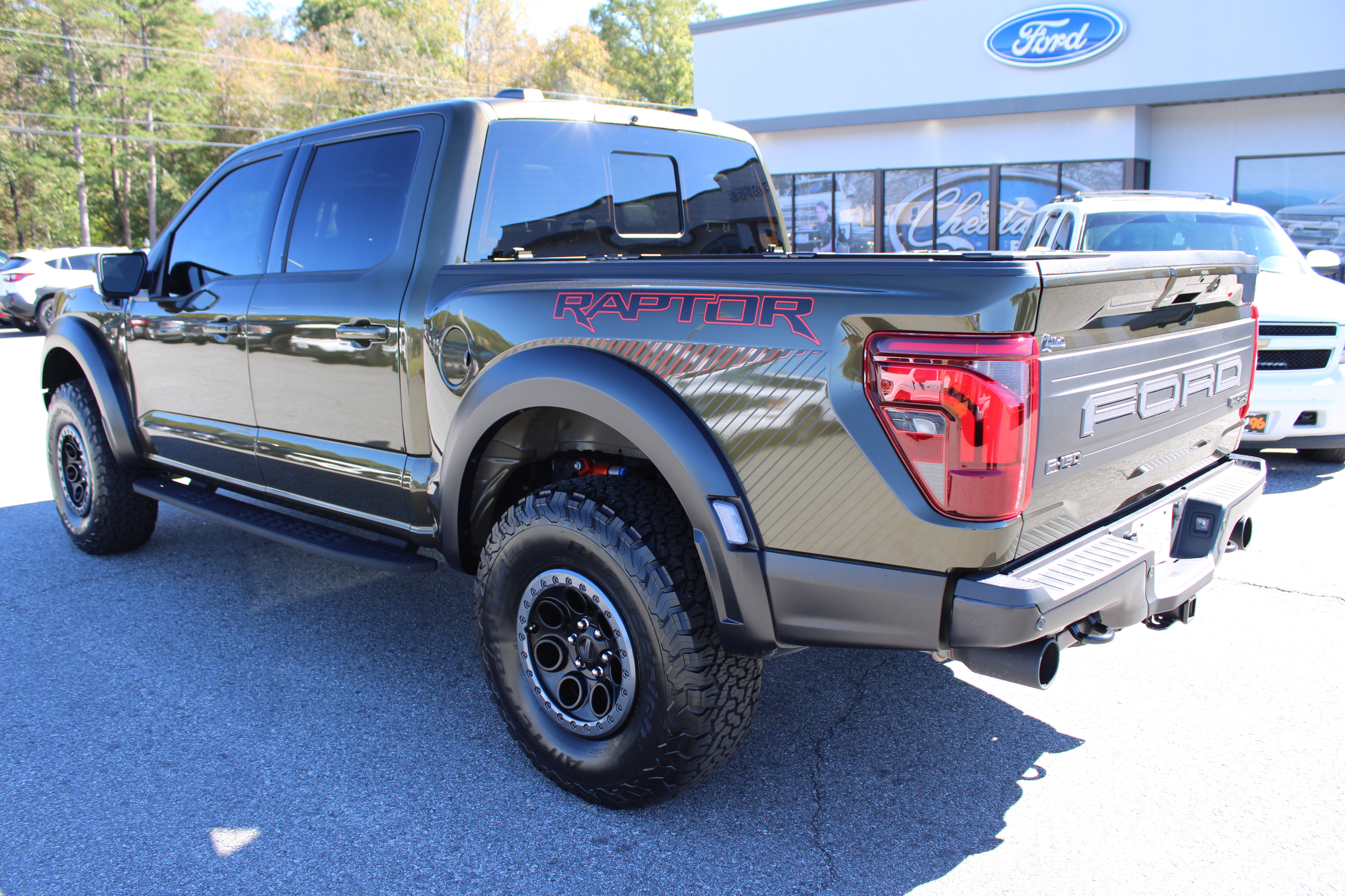 Used 2025 Ford F150 Raptor AWD/4WD image 8