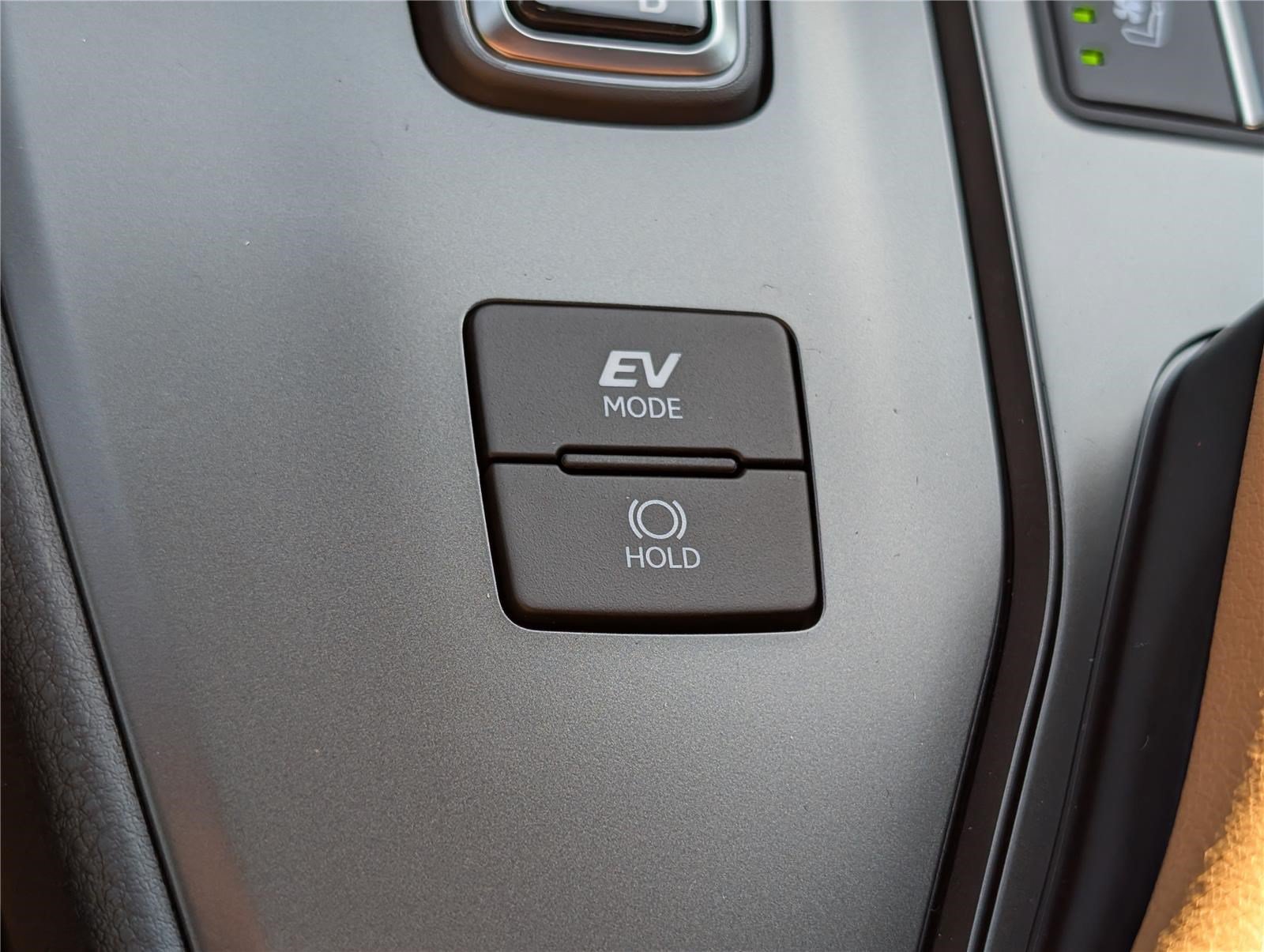 New 2026 Lexus UX 300h AWD image 23
