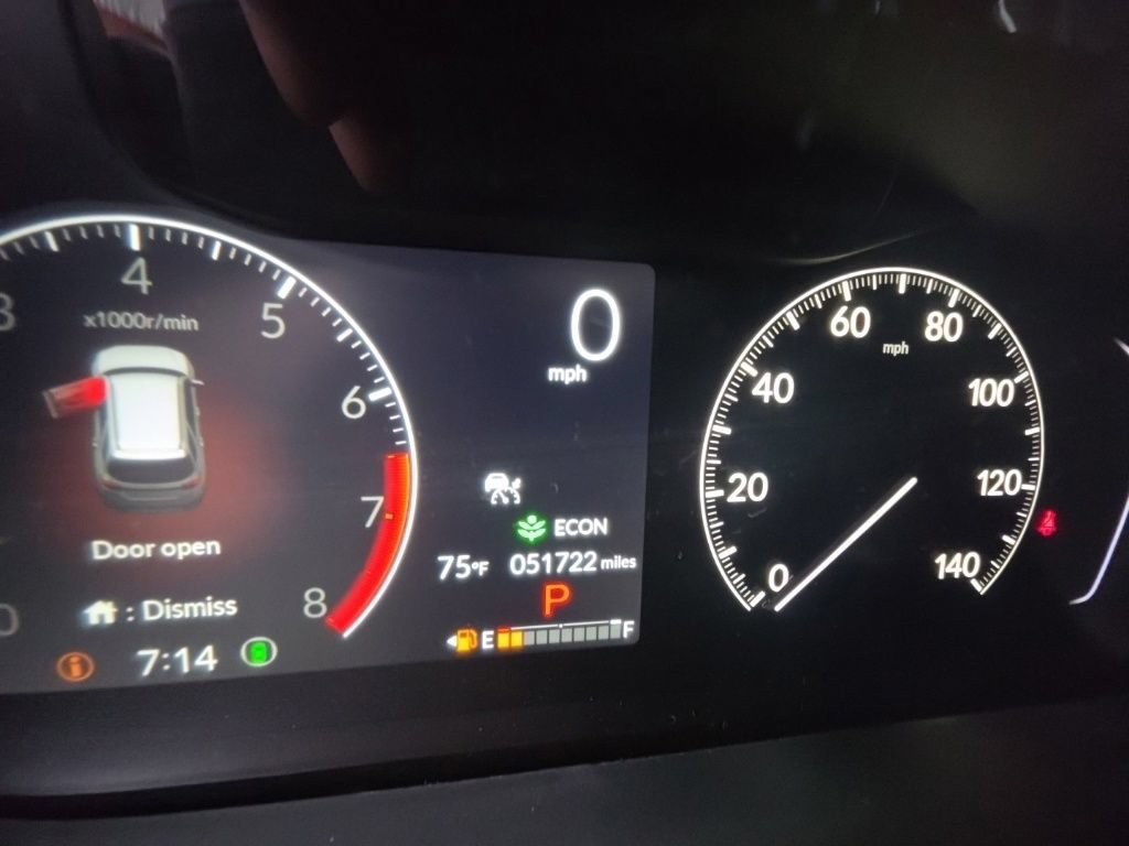 Used 2025 Honda Pilot Touring image 16