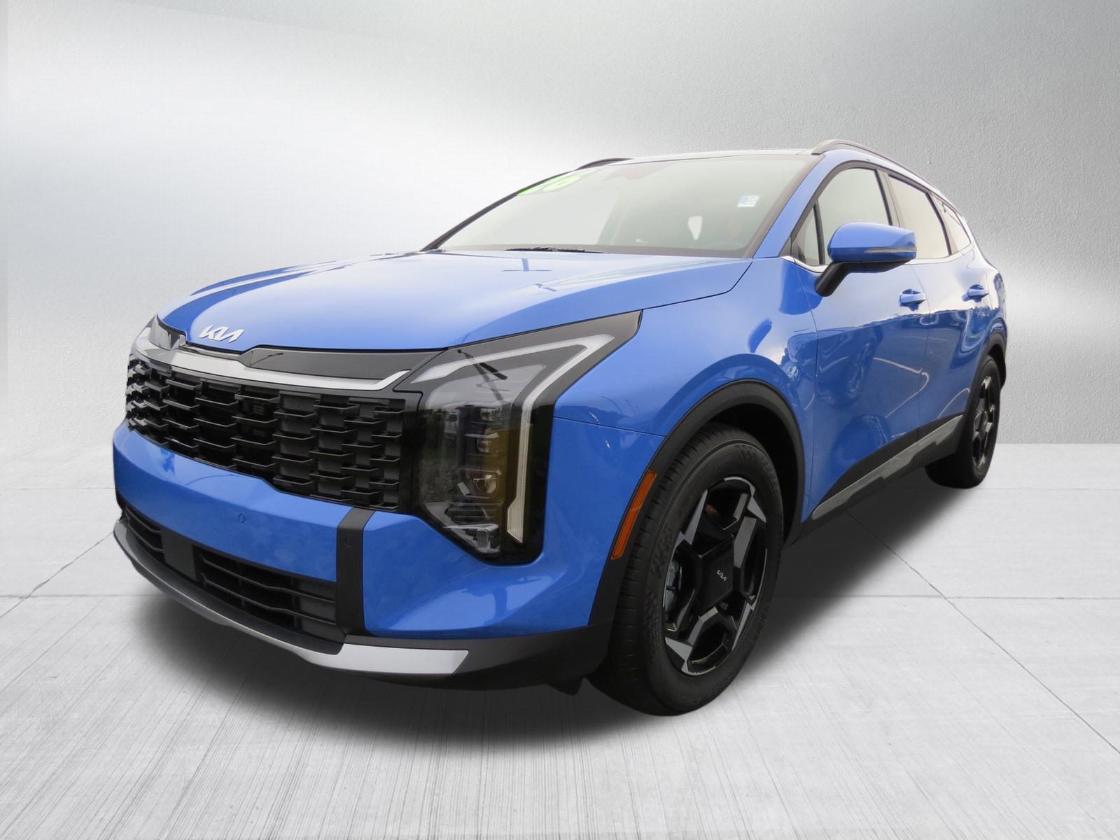 New 2026 Kia Sportage EX image 2