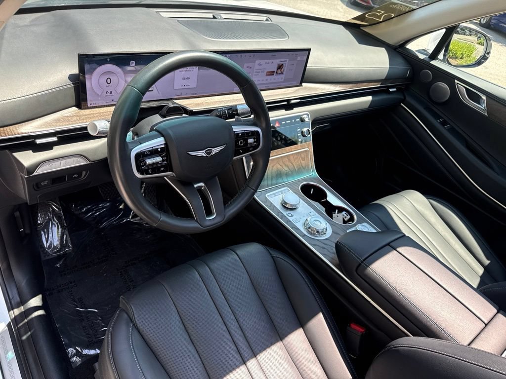 Certified 2025 Genesis GV80 2.5T Advanced AWD/4WD image 15