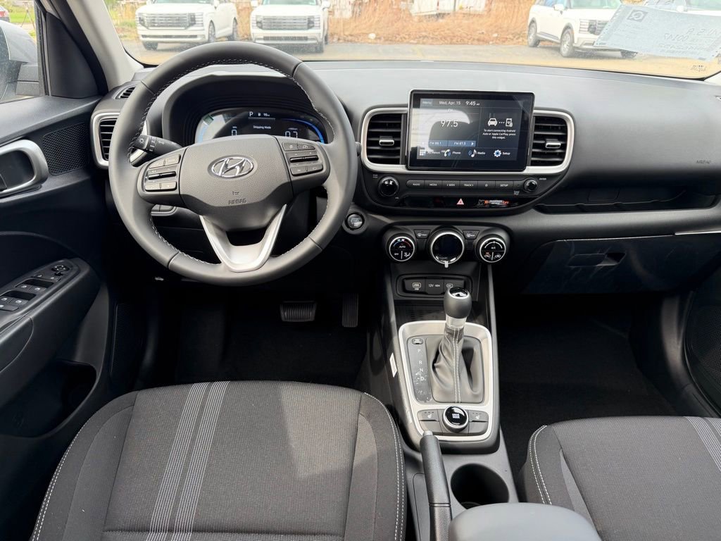New 2026 Hyundai Venue SEL FWD image 18