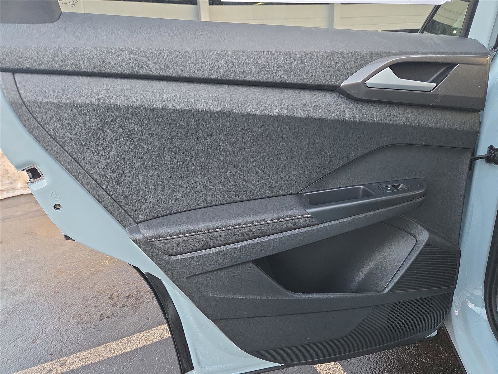 New 2026 Volkswagen Taos SE AWD/4WD image 24