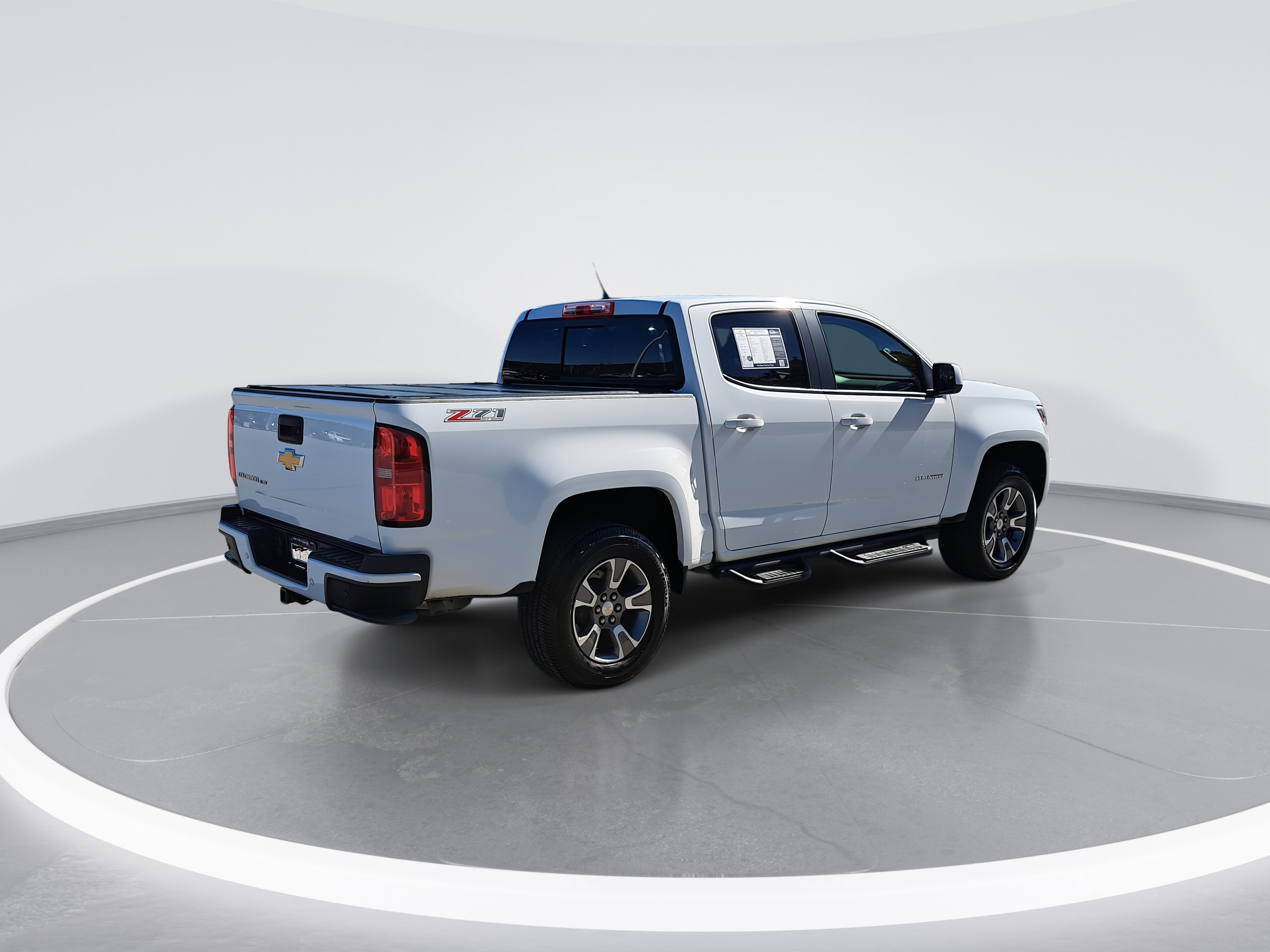 Used 2019 Chevrolet Colorado Z71 image 3