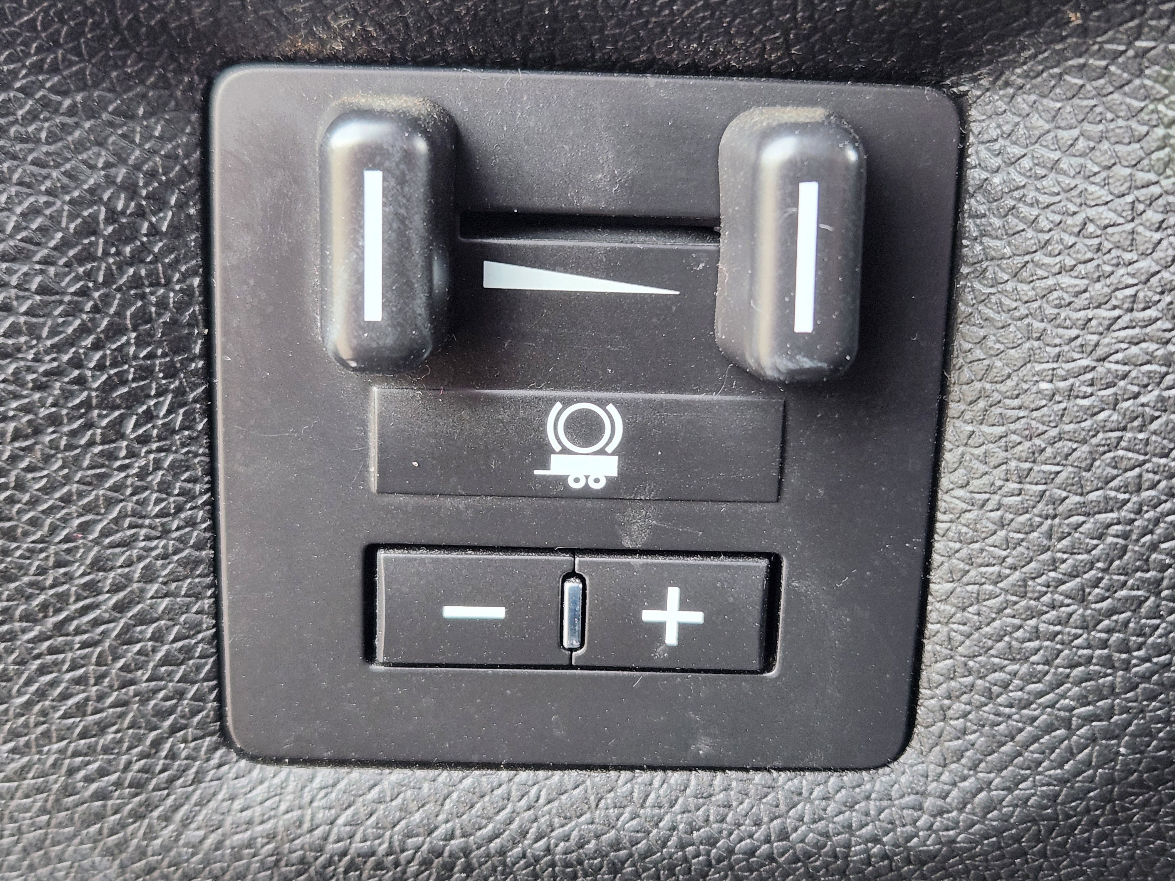 Used 2013 GMC Sierra 3500 SLE w/ SLE Preferred Package image 17