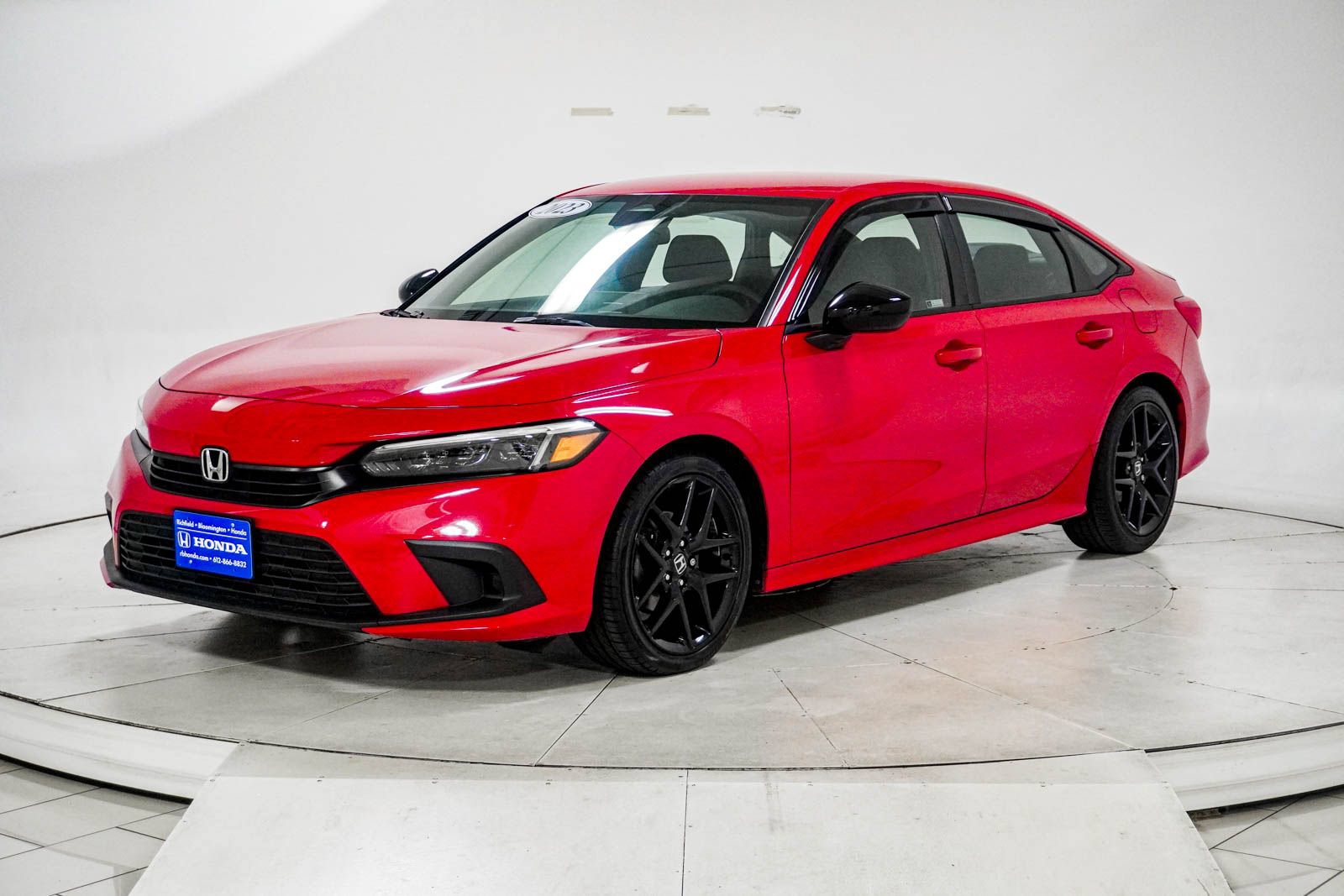 Used 2023 Honda Civic Sport image 3