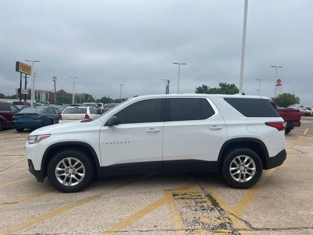 Used 2020 Chevrolet Traverse LS FWD image 2