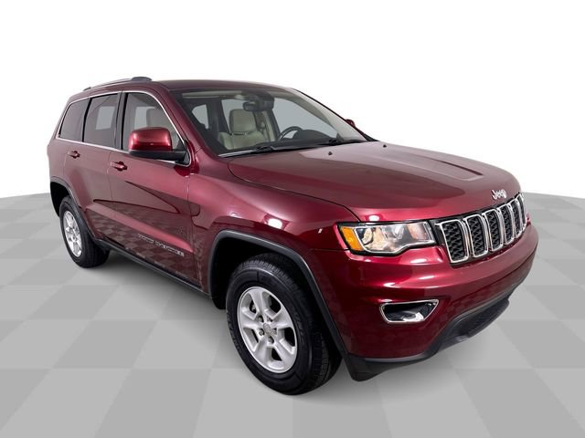 Used 2017 Jeep Grand Cherokee Laredo w/ Quick Order Package 2BE image 2