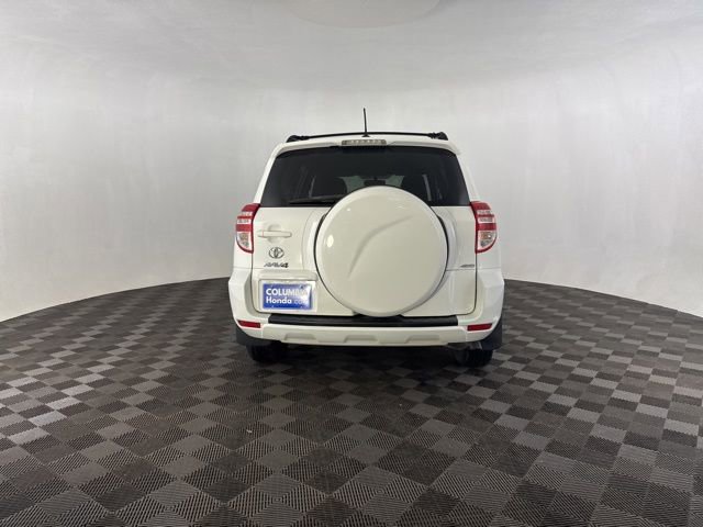 Used 2012 Toyota RAV4 4WD image 9