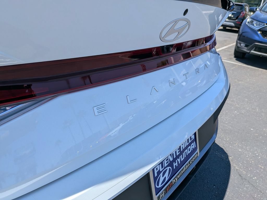 New 2026 Hyundai Elantra Sport FWD image 10