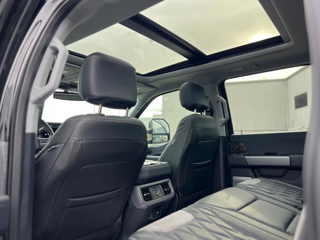 New 2026 Ford F250 Lariat w/ Black Appearance Package image 29