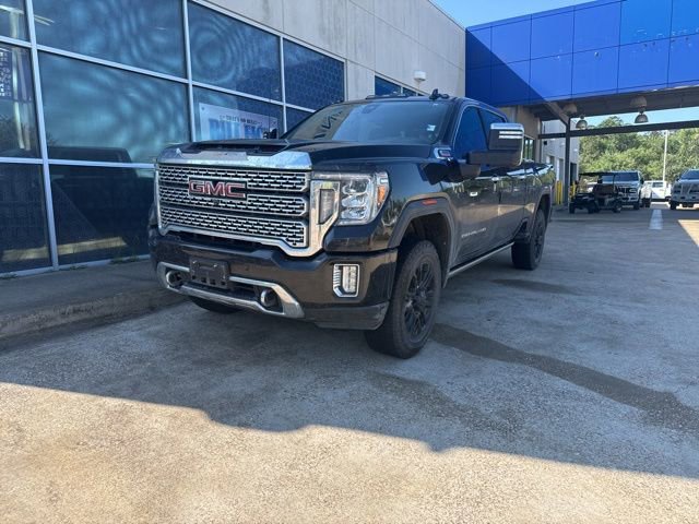 Used 2022 GMC Sierra 3500 Denali w/ Denali Black Diamond Edition AWD/4WD image 4