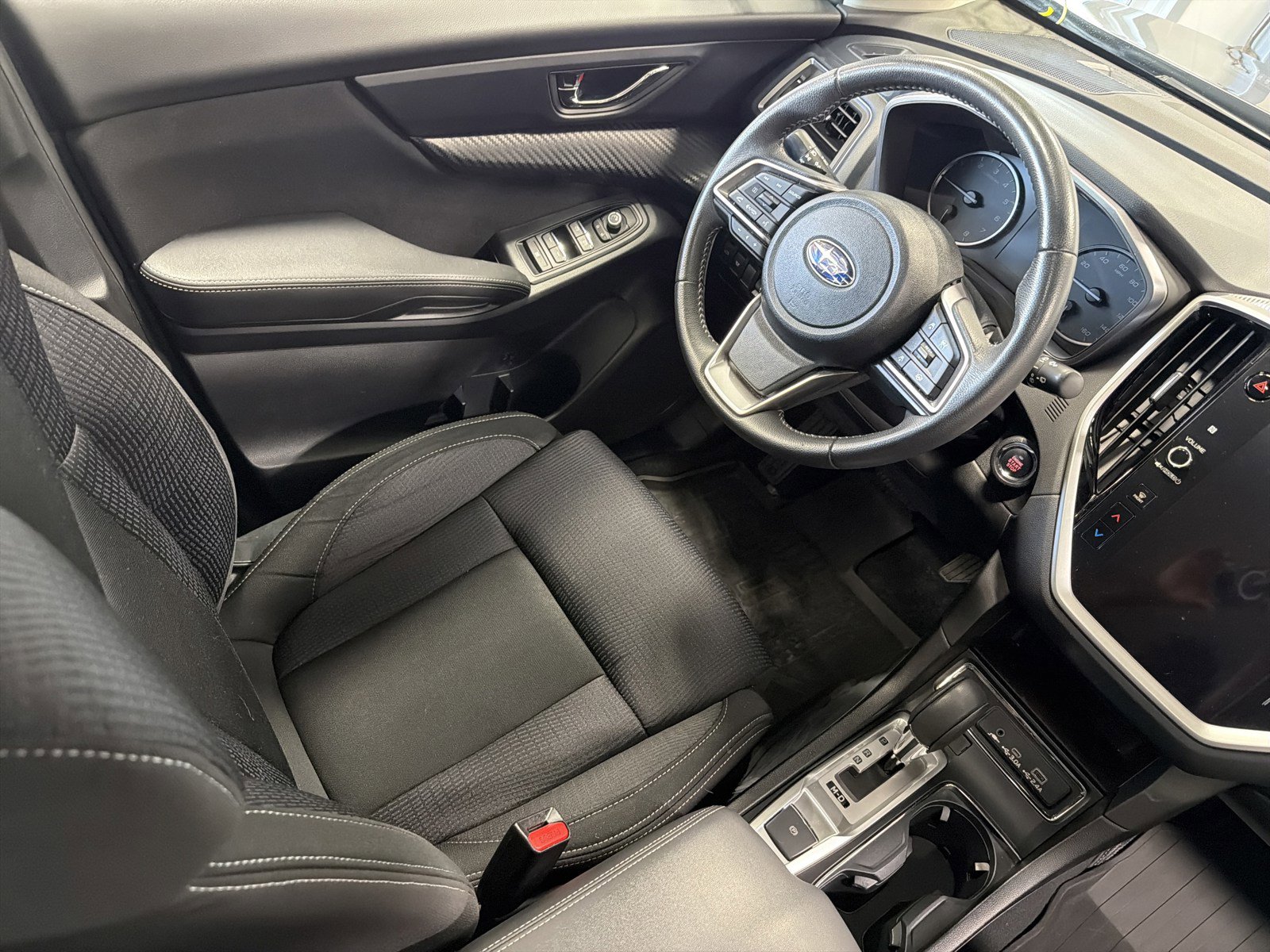 Certified 2023 Subaru Ascent Premium w/ Convenience Package AWD/4WD image 11