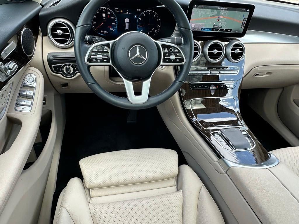 Used 2022 Mercedes-Benz GLC 300 image 8