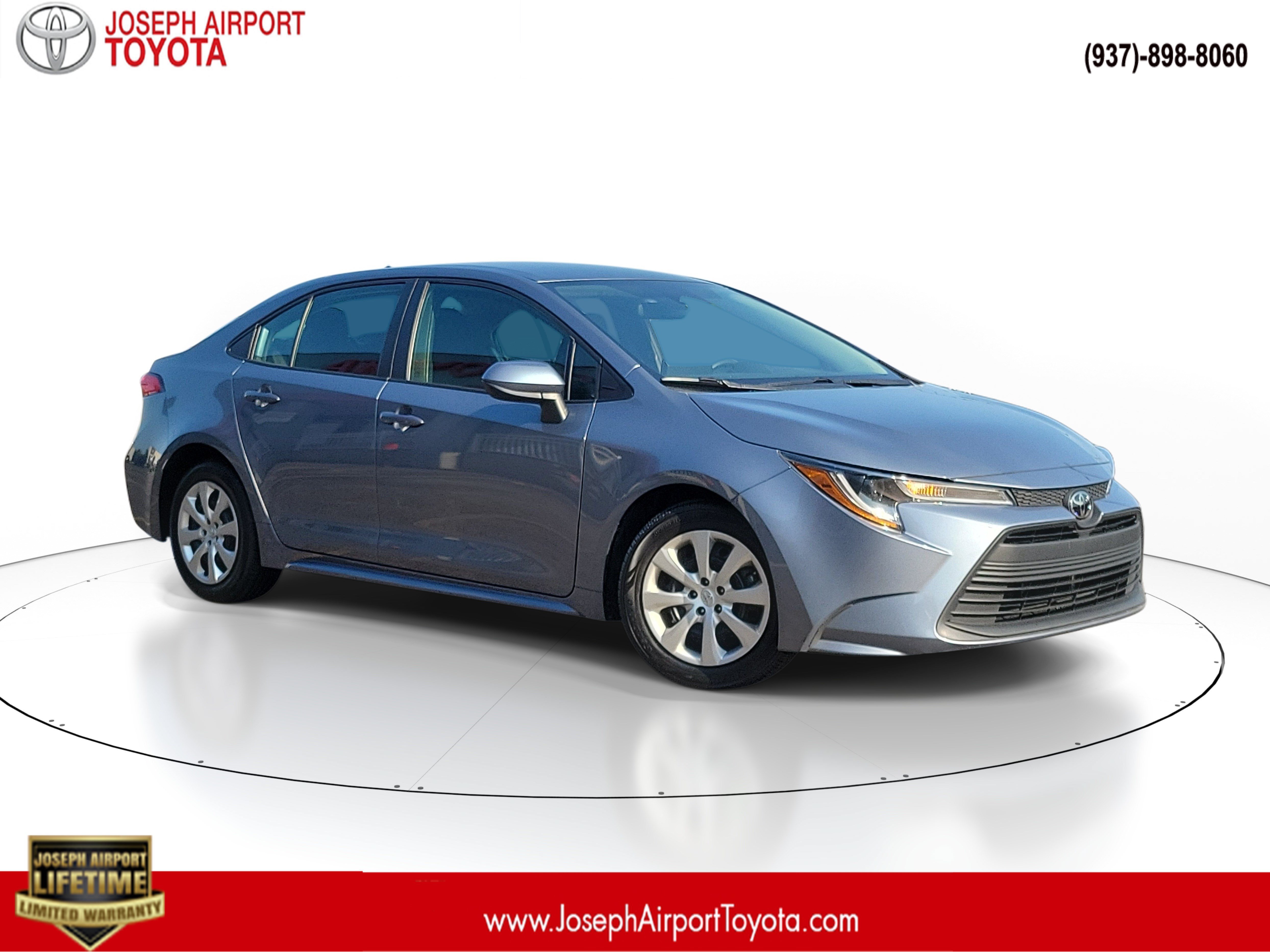 Used 2024 Toyota Corolla LE FWD image 1