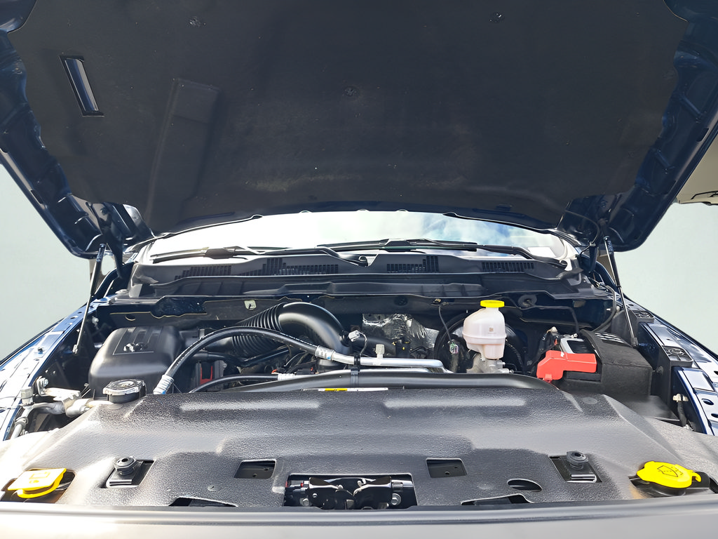Used 2024 RAM 1500 Warlock AWD/4WD image 11