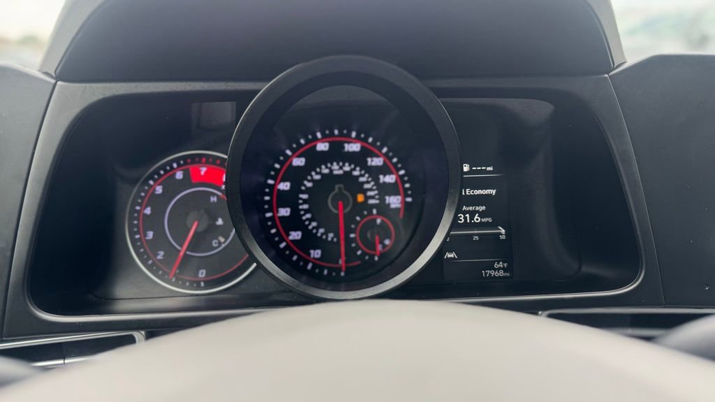 Certified 2023 Hyundai Elantra SEL image 10