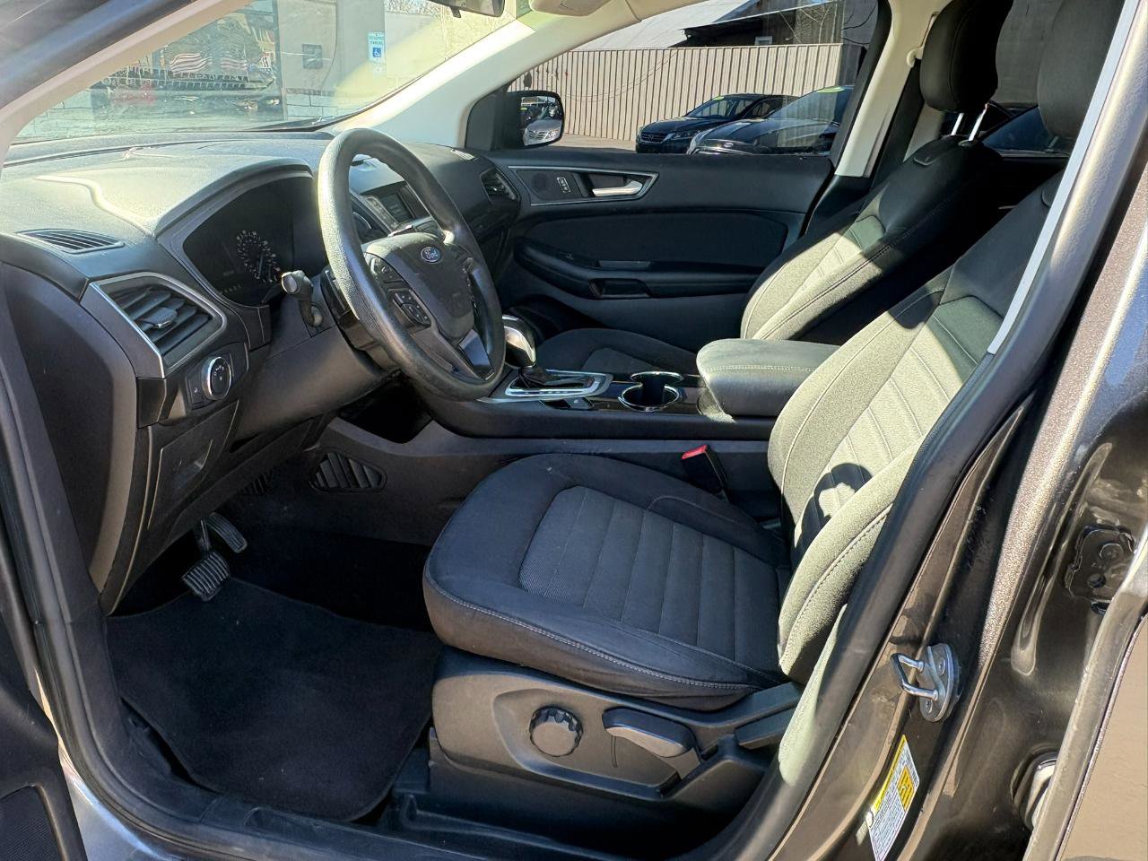 Used 2016 Ford Edge SE FWD image 10