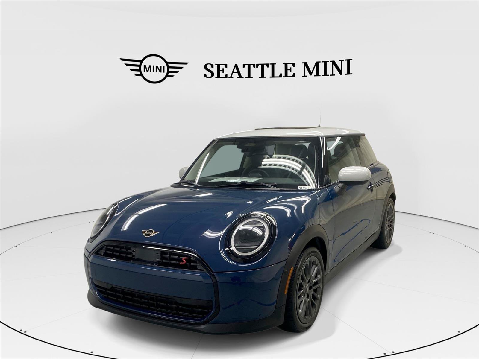 Used 2025 MINI Cooper S FWD image 1